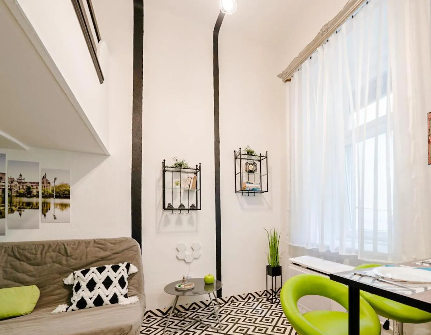 Secret Garden Apartment - Free Parking Budapest