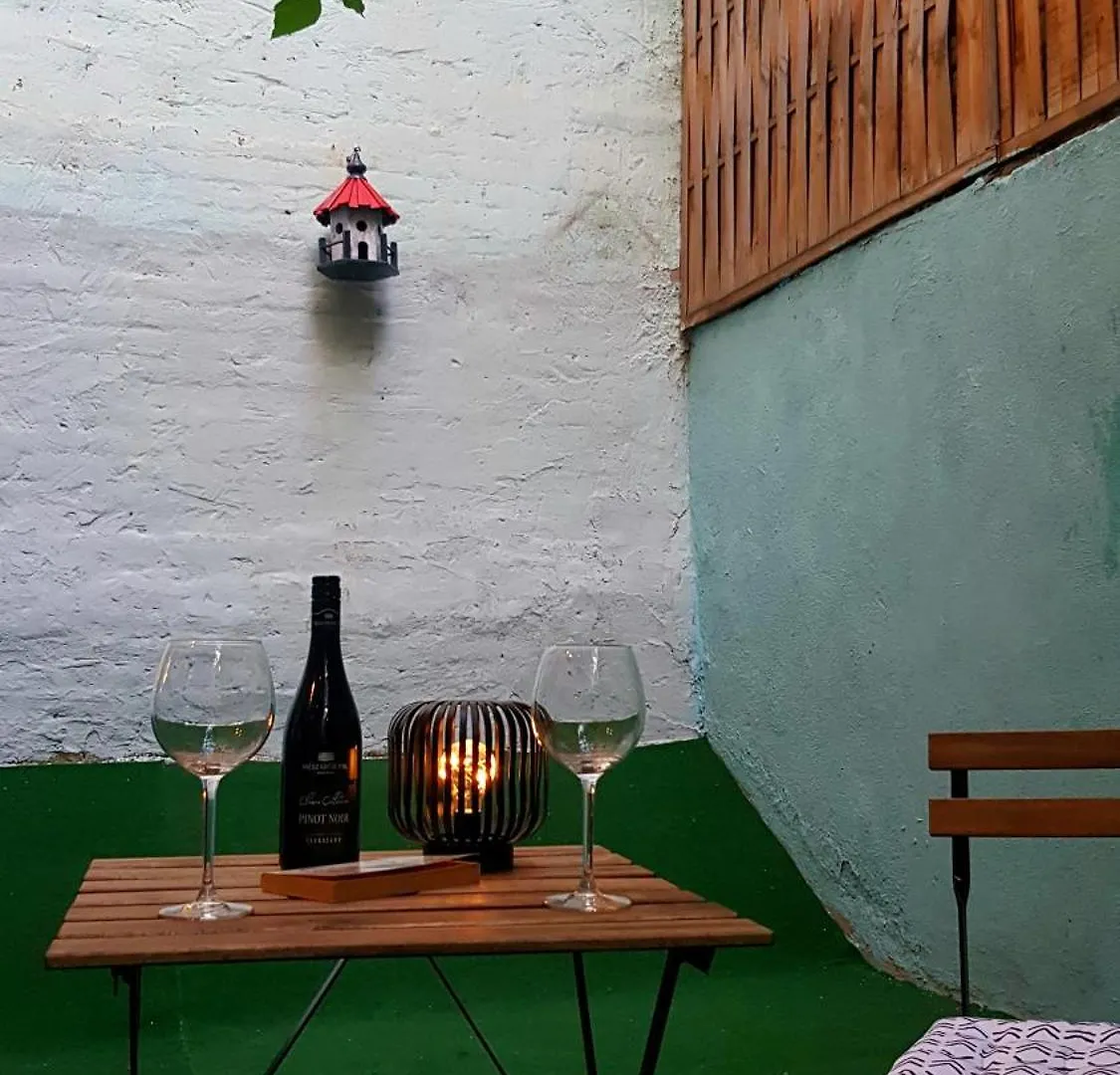 Secret Garden Apartment - Free Parking Budapest Ungheria